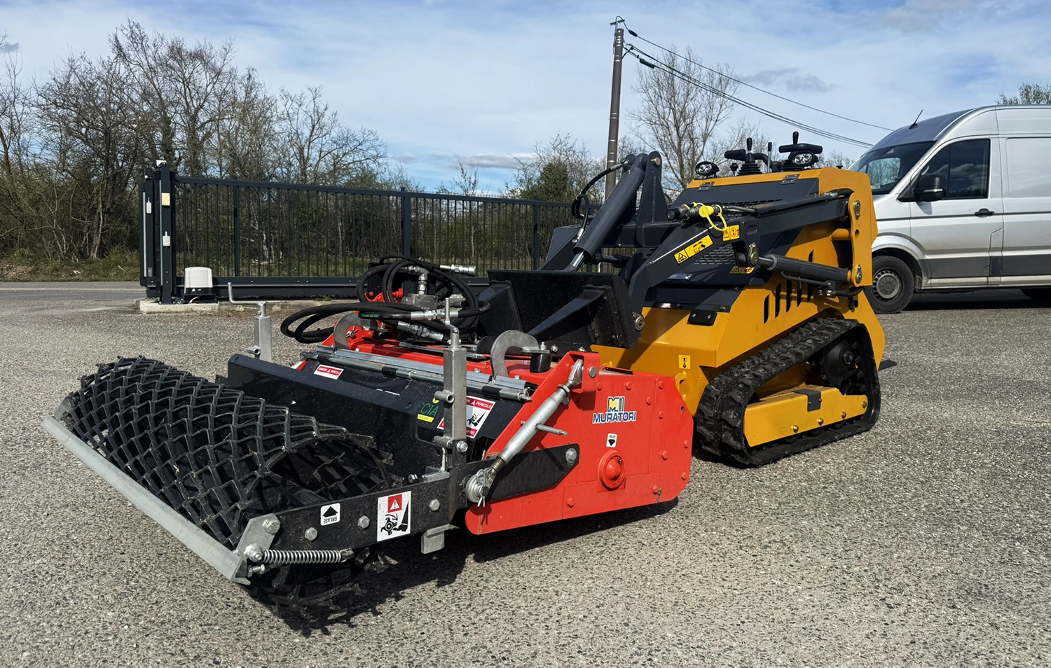 Chargeur sur chenilles professionelle Zentrax 800 en extérieur