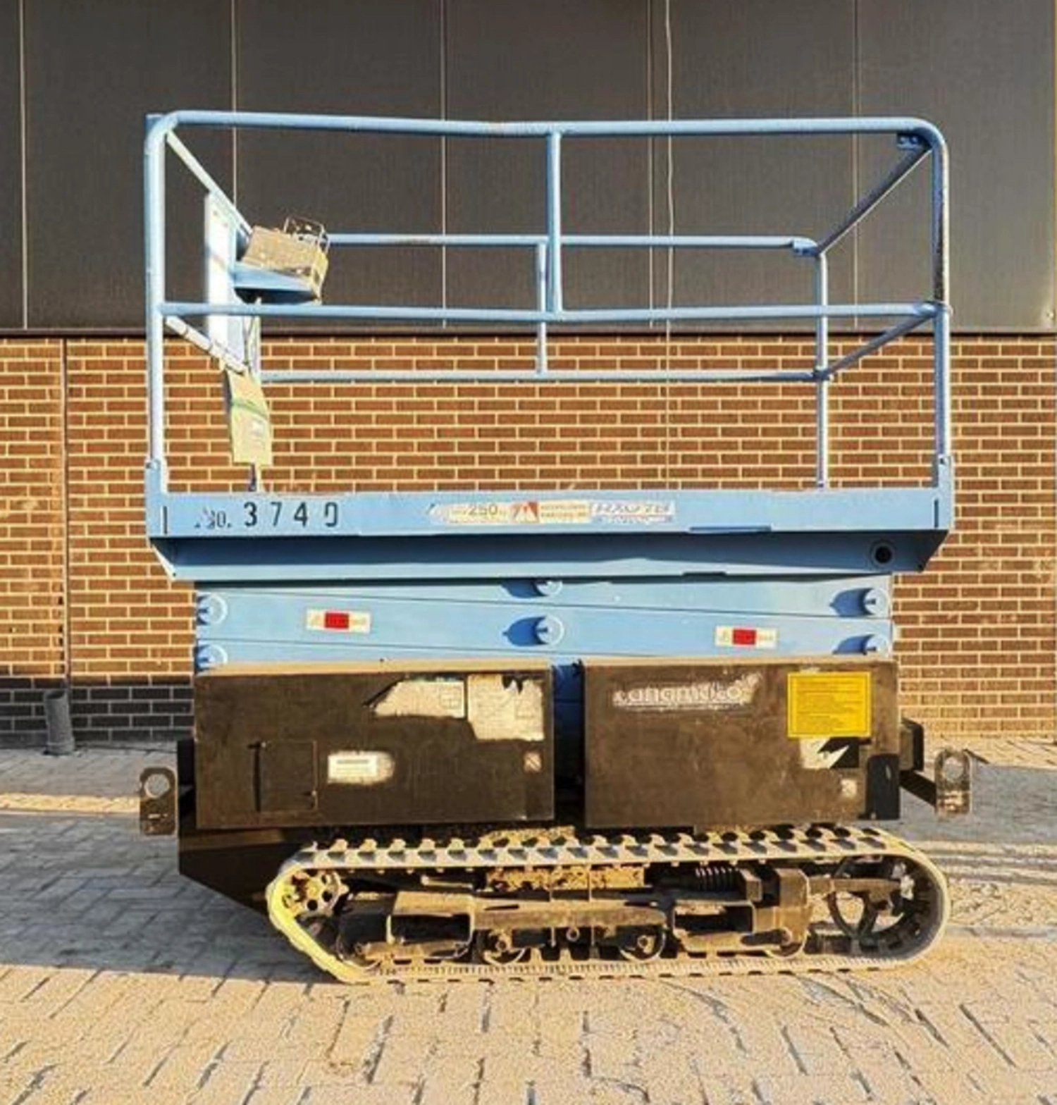 Nacelle sur chenilles professionnelle Zentrax AICHI RX07 révisée